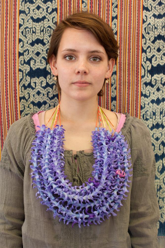 DIY: Hyacinth necklace from funnyhowflowersdothat.co.uk