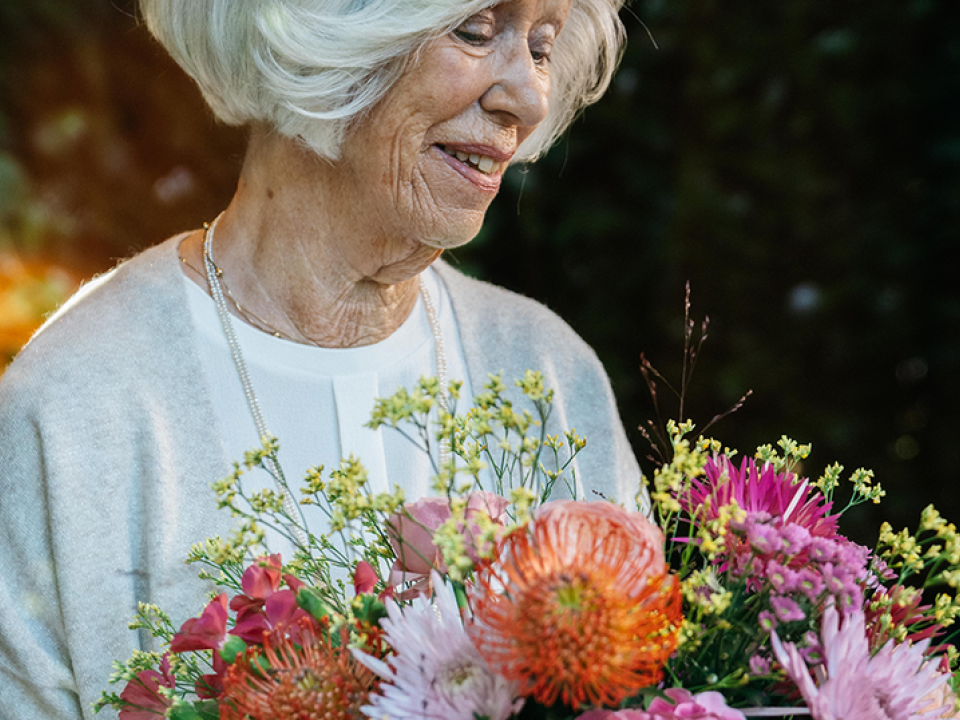 Květiny dávají podporu starším lidem | funnyhowflowersdothat.co.uk