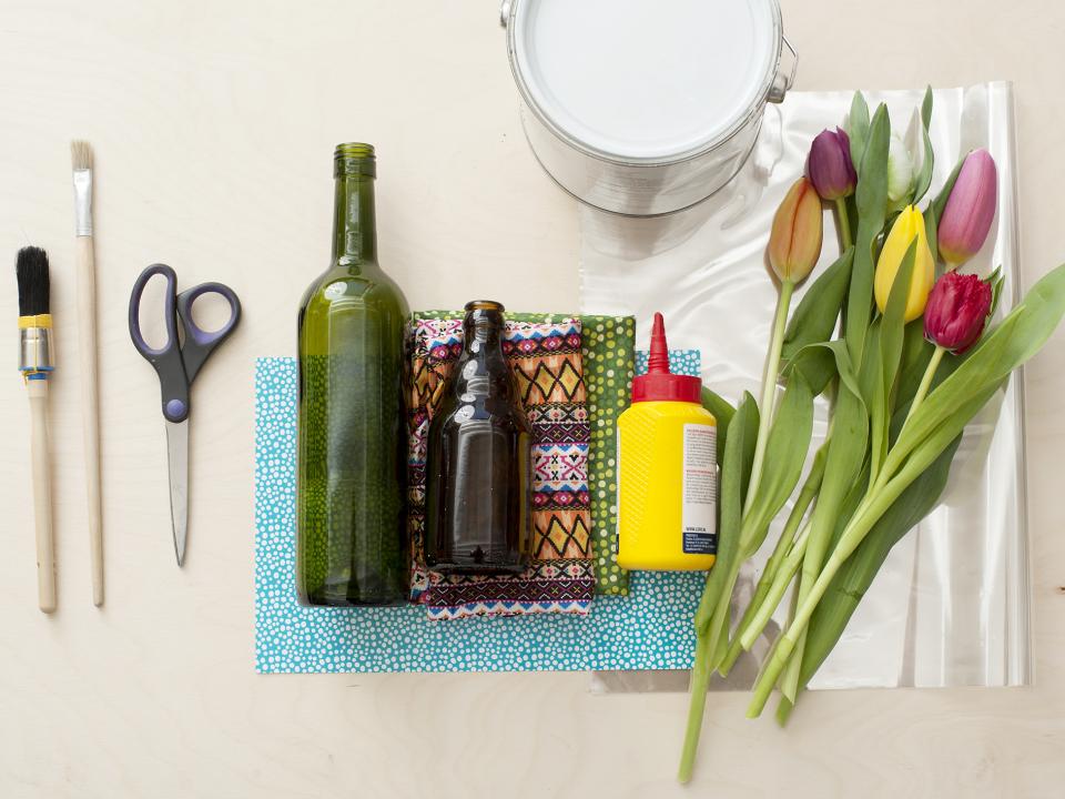 DIY: fleurige flesvazen voor de mooiste bloemen Mooiwatbloemendoen.nl