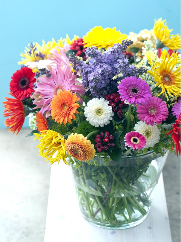 Bouquet recipe: a spectacle of colour with gerberas | Funny How Flowers Do  That