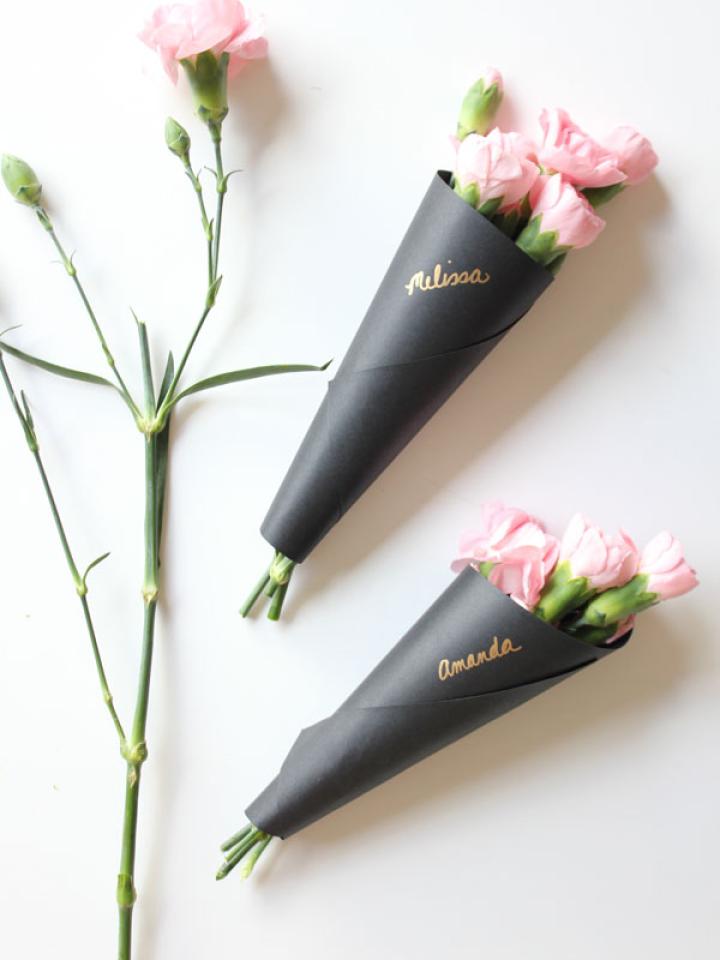 DIY: Paper Wrapped Bouquet - Zoë With Love